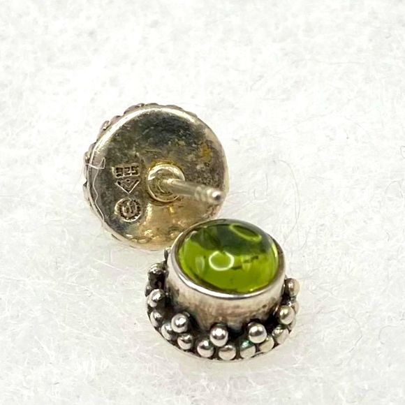 SILPADA Green Peridot Cabochon Sterling Silver Earrings P1401 NWOT LAST PAIR! - Picture 8 of 13